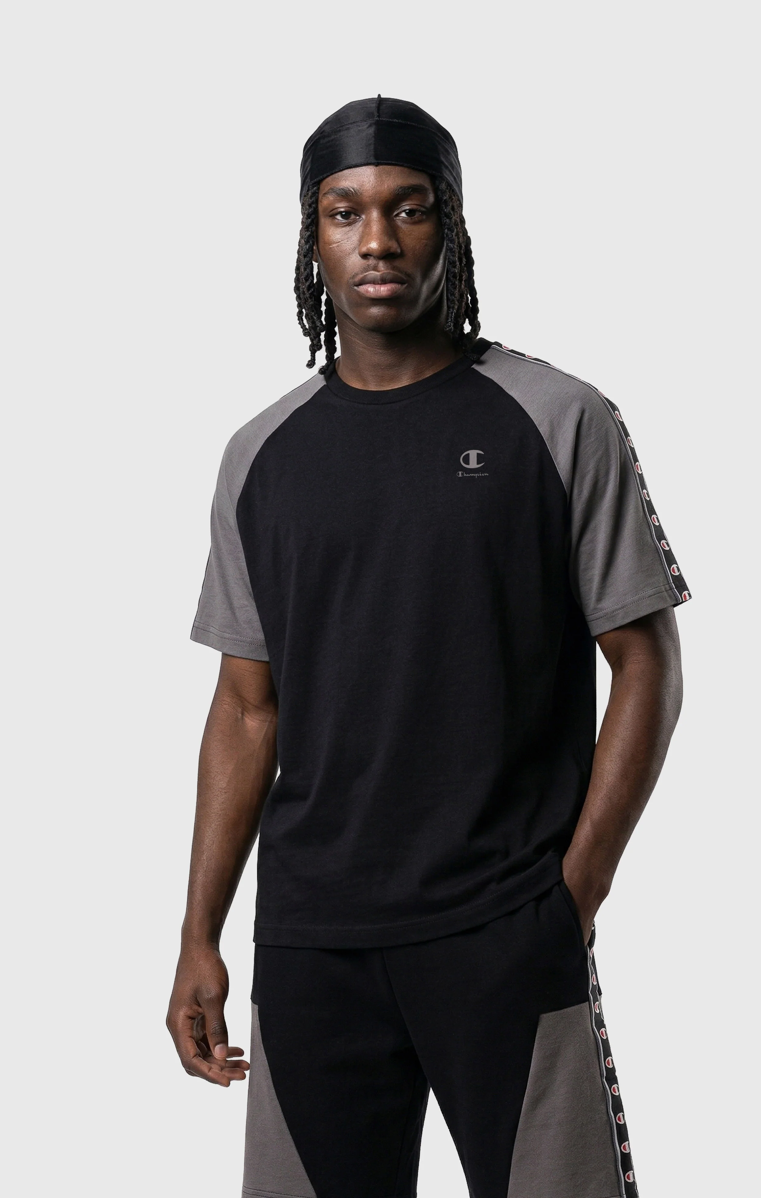 Men’s Tape Logo Raglan Sleeve T-Shirt