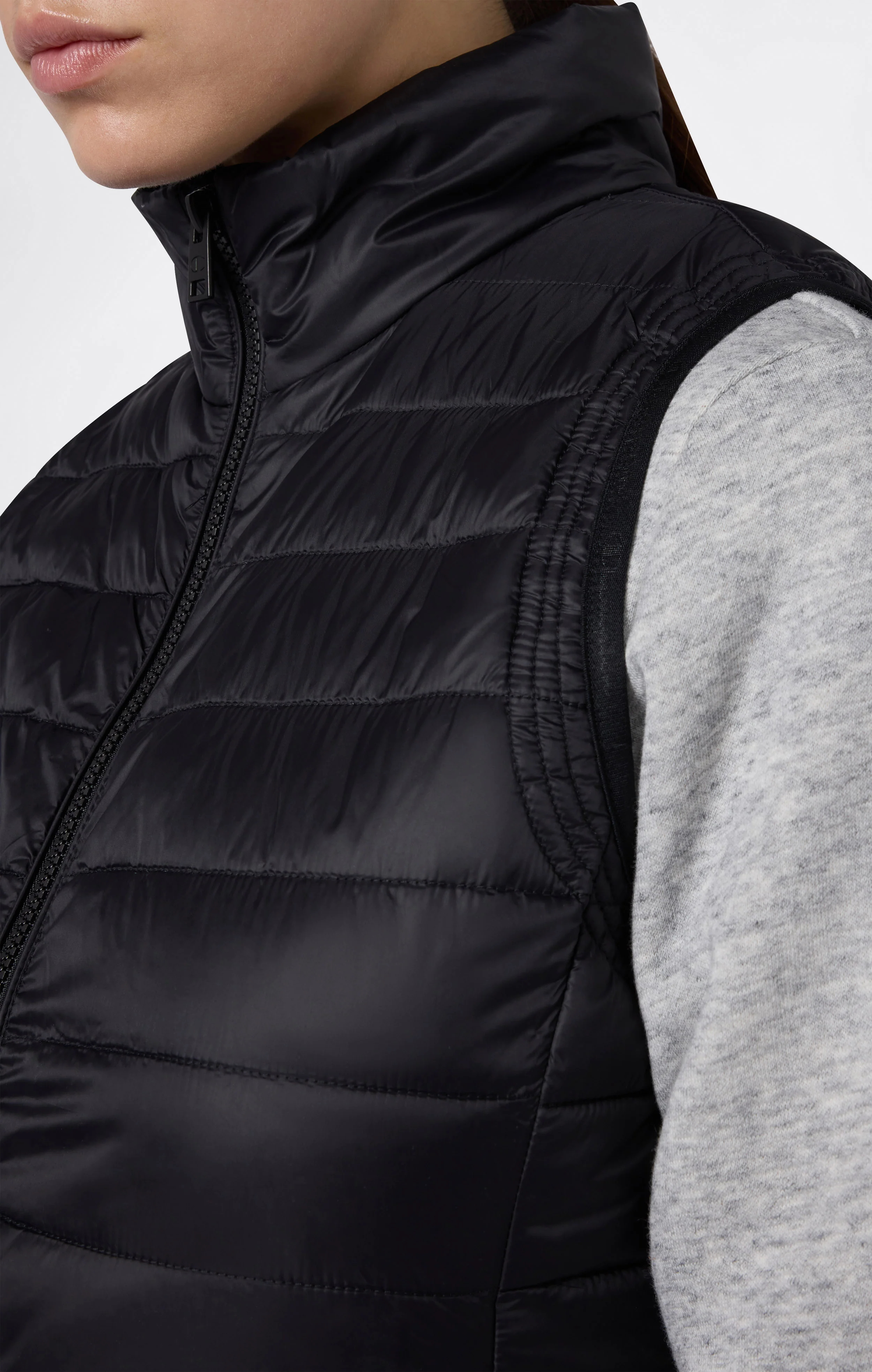 Women’s Lightweight Padded Vest - Image 3
