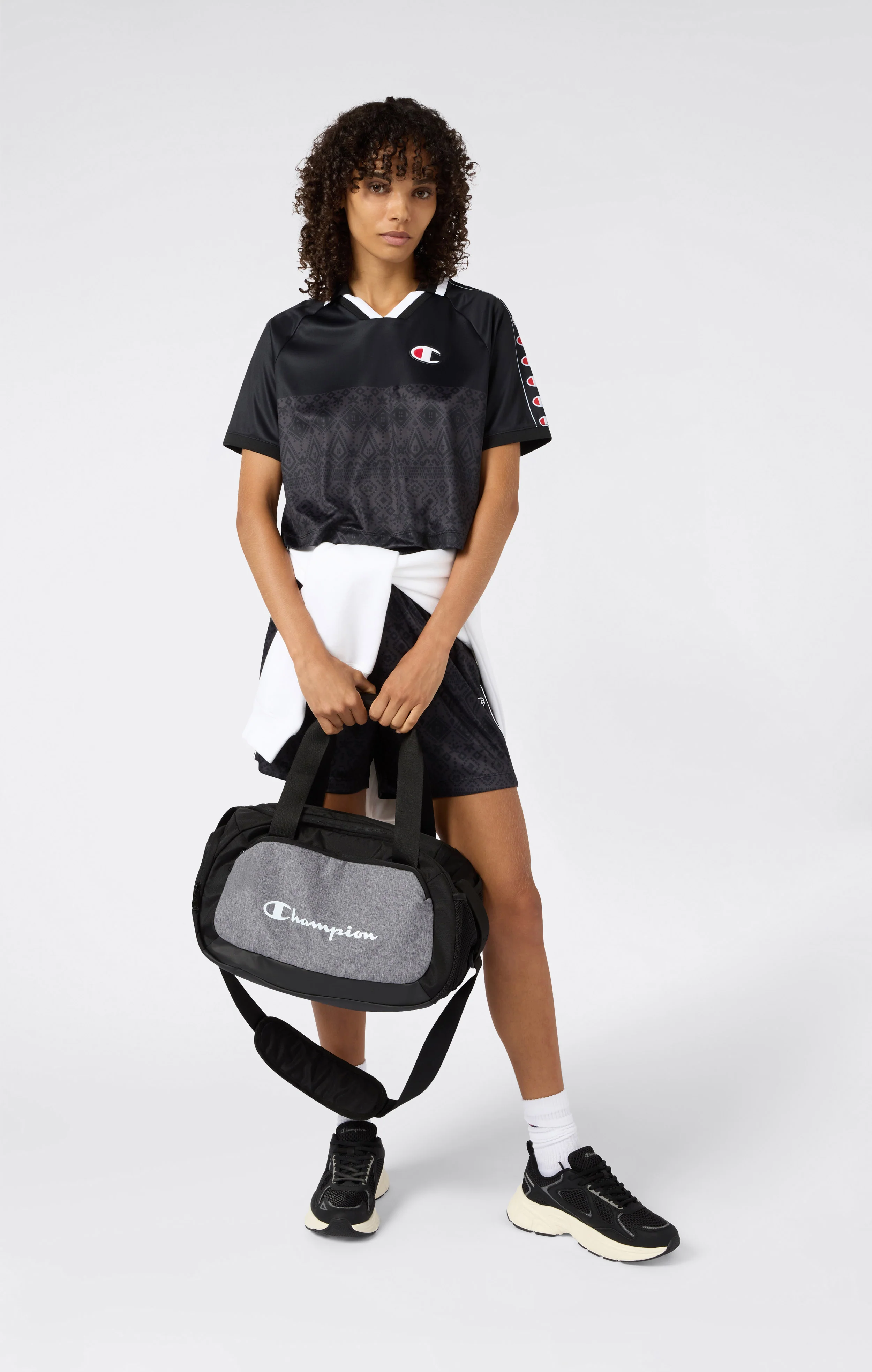 Women's V-Neck T-Shirt Sport Heritage - Image 2
